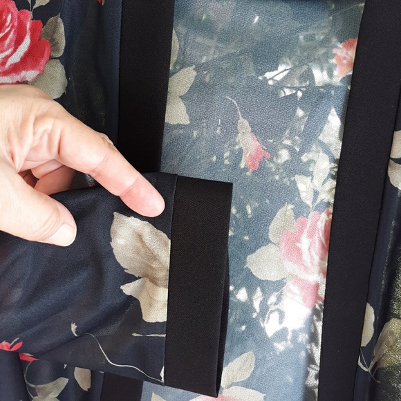 NAVY/BLACK SHEER ROSE KIMONO-STYLE JACKET, MP - Picture 3 of 5